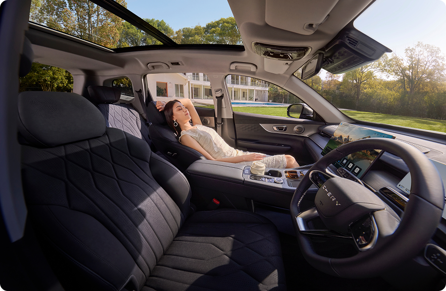 Chery Tiggo 8 CSH Queen Seat Message + Electric Leg Rest